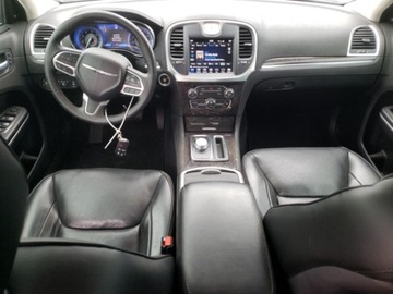 Chrysler 300C II 2021 Chrysler 300 2021, 3.6L, TOURING, od ubezpieczalni 3.6 Benzyna 292KM, zdjęcie 6