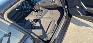 Audi A1 I Hatchback 3d 1.2 TFSI 86KM 2013 Audi A1 S Line, zdjęcie 15
