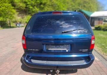 Chrysler Voyager IV 2004 Chrysler Voyager 7 Osobowy 2.8 Diesel 150KM, zdjęcie 3