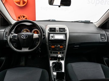 Toyota Corolla X Sedan Facelifting 1.6 Valvematic 132KM 2012 TOYOTA Corolla 1.6 Premium Sedan 132KM 2012, zdjęcie 8