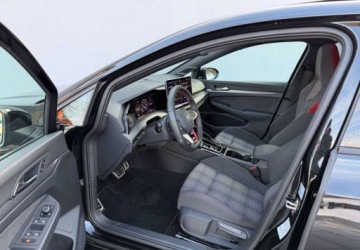 Volkswagen Golf VIII GTI Facelifting 2.0 TSI 265KM 2024 Volkswagen Golf Volkswagen Golf 2.0 TSI GTI DSG 2.0 Benzyna 265KM, zdjęcie 7