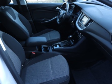 Opel 2020 Opel Grandland 1.2 Turbo, Salon Polska, zdjęcie 8