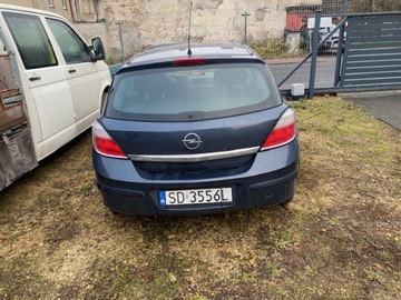 Opel Astra H Hatchback 5d 1.6 Twinport ECOTEC 105KM 2006 Opel Astra 1.6 benzyna+gaz 105KM 2006r, zdjęcie 3