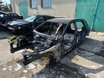 MERCEDES C KLASA W206 KOMBI KAROSERIA ĆWIARTKI PANORAMA DACH