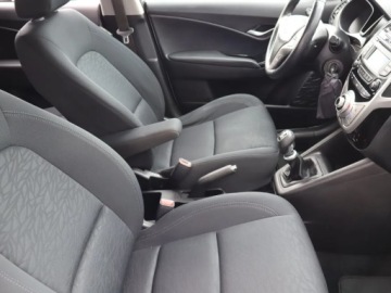 Hyundai ix20 Mikrovan 1.6 CVVT 125KM 2011 Hyundai ix20 1.6 CVVT, Klima, Parktronic, zdjęcie 8