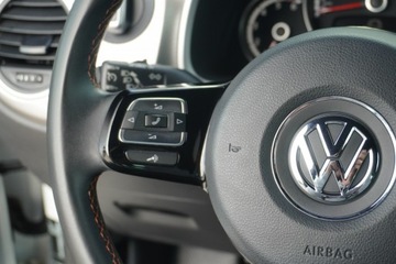 Volkswagen Beetle Hatchback 3d 2.0 TDI BlueMotion Technology 110KM 2015 Volkswagen Beetle Navi, Grzane fotele, Czujniki, zdjęcie 15