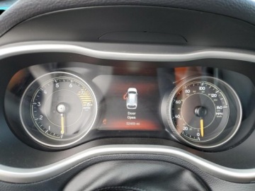 Jeep Cherokee V Terenowy 3.2 V6 272KM 2016 Jeep Cherokee Trailhawk 2016 3.2 Benzyna 271KM, zdjęcie 9