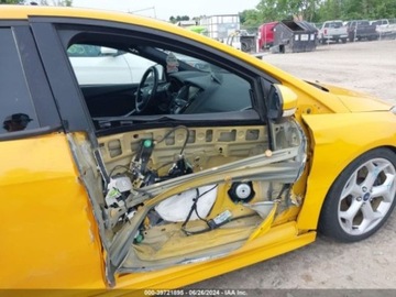 Ford Focus III 2014 Ford Focus 2014 Ford Focus 5dr HB ST 2.0 Benzyna 252KM, zdjęcie 7