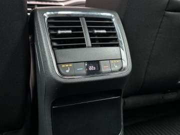 Skoda Octavia IV Liftback 1.5 TSI EVO 150KM 2023 Skoda Octavia 1.5TSI 150KM Style DSG l LED Matrix,, zdjęcie 32
