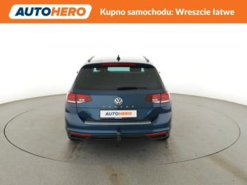 Volkswagen Passat B8 Variant Facelifting 1.5 TSI EVO 150KM 2020 Volkswagen Passat Business automat climatronic, zdjęcie 5