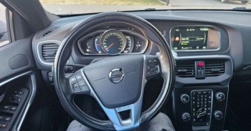 Volvo V40 II Hatchback Facelifting 2.0 D2 120KM 2017 Volvo V40 R-design 2.0 Diesel 120KM, zdjęcie 10