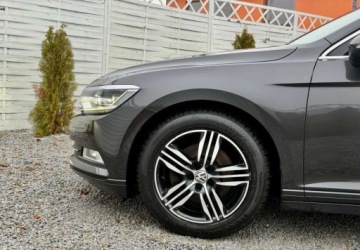 Volkswagen Passat B8 Variant 2.0 TDI BlueMotion SCR 150KM 2018 Volkswagen Passat Volkswagen Passat 2.0 TDI BMT Comfortline 2.0 Diesel, zdjęcie 21