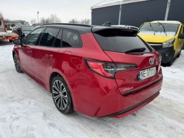 Toyota Corolla XII TS Kombi 1.8 Hybrid 122KM 2020 Toyota Corolla 1.8HSD 122KM SELECTION