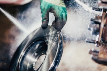 DORIS BRAKE CLEANER УНИВЕРСАЛЬНЫЙ BRAKE CLEANER 5L x 82 ШТ.