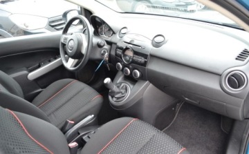 Mazda 2 II Hatchback 3d Facelifting 1.3 MZR 75KM 2012 Mazda 2 1.3 - bezwypadkowe - Klima - grzane fotele, SUPER STAN 1.3 Benzyna, zdjęcie 29