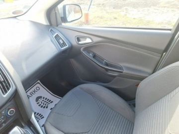 Ford Focus III Kombi Facelifting 1.5 EcoBoost 182KM 2016 Ford Focus Automat,Ksenoe Led,ASO FORD, zdjęcie 38