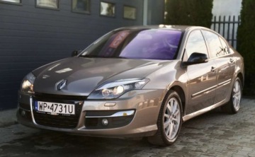 Renault Laguna III Hatchback 2.0T 16v 170KM 2011 Renault Laguna Renault Laguna 2.0 TCe 170 Initiale 2.0 Benzyna 170KM, zdjęcie 38