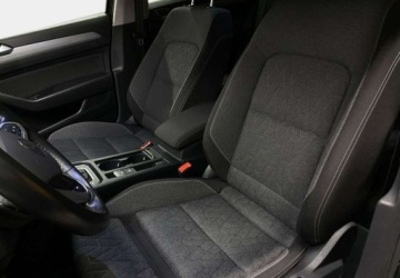 Volkswagen Passat B8 Variant Facelifting 1.5 TSI EVO 150KM 2023 Volkswagen Passat Variant VAT 23 Business 1.5TSI 150KM DSG 2023 r., salon, zdjęcie 14