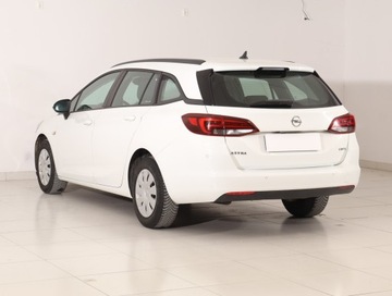 Opel Astra K Sports Tourer 1.6 CDTI 110KM 2018 Opel Astra 1.6 CDTI, Navi, Klima, Tempomat, zdjęcie 3