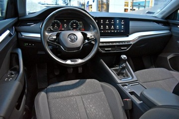 Skoda Octavia IV Liftback 1.5 TSI EVO 150KM 2021 Škoda Octavia Skoda Octavia Bezwypadkowy / Salon, zdjęcie 12