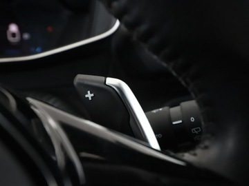 Peugeot 2008 II SUV 1.2 PureTech 130KM 2020 Peugeot 2008 automat virtual cocpit navi klima, zdjęcie 32