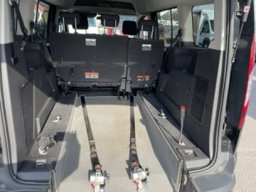 Ford Tourneo Connect II Standard 1.6 Duratorq TDCi 115KM 2014 Ford Tourneo Connect Niepełnosprawnych inwalida, zdjęcie 3