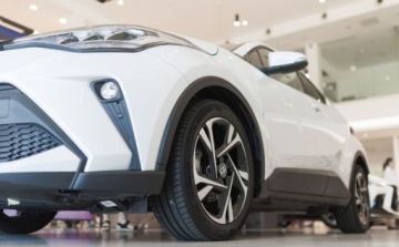 Toyota C-HR I Crossover Facelifting 1.8 Hybrid 122KM 2023 Toyota C-HR 1.8 Hybrid Style 1.8 Hybryda 122KM, zdjęcie 20