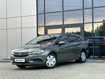 Opel Astra K Sports Tourer 1.4 Turbo 125KM 2017 Opel Astra Sports Tourer 2kpl.kół Grzane fot,