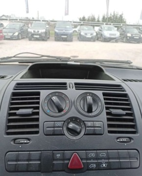 Mercedes Vito W639 2006 Mercedes-Benz Vito Mercedes-Benz Vito 2.1 Diesel 88KM, zdjęcie 10