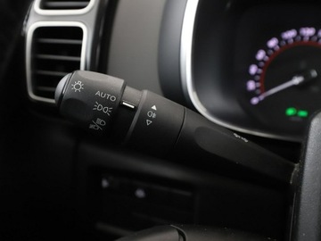 Citroen C5 Aircross SUV 1.5 BlueHDI 131KM 2019 Citroen C5 Aircross 1.5 Blue-HDi Live Klimatyzacja, zdjęcie 35