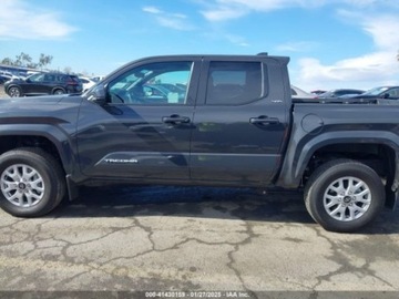 Toyota Tacoma II 2024 Toyota Tacoma 2024r., SR5, od ubezpieczalni 2.4 Benzyna 278KM, zdjęcie 3