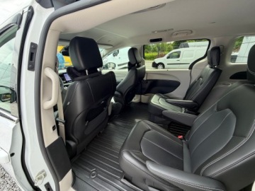 Chrysler Pacifica II 3.6 V6 291KM 2023 Chrysler Pacyfica 3.6 V6 291KM PDC! Kamera !, zdjęcie 18