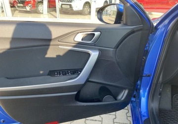 Kia Ceed III Hatchback Facelifting  1.0 T-GDI 100KM 2023 Kia Ceed ZAKUP ZDALNY Kia Ceed 2023 1.0T Benz 6MT 100KM PL salon ASO wersj, zdjęcie 9