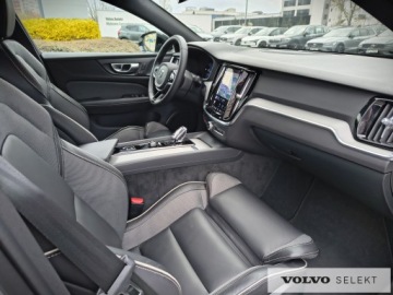 Volvo S60 III Sedan Facelifting 2.0 B5 250KM 2024 Volvo S60 S60 B5 AWD 250 KM, Polestar, Harman Kard, zdjęcie 27