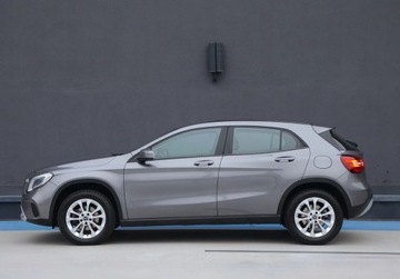 Mercedes GLA I Off-roader 1.6 180 122KM 2017 Mercedes-Benz GLA LIFT 180 Benzyna 122HP Automat Kamera II.wlasciciel GWAR, zdjęcie 6