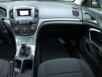 Opel Insignia I Sedan Facelifting 1.8 Twinport ECOTEC 140KM 2015 Opel Insignia 1.8, Salon Polska, Klima, Parktronic, zdjęcie 7