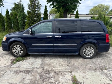 CHRYSLER TOWN & COUNTRY V DODGE GRAND CARAVAN DVEŘE PŘEDNÍ LEVÉ