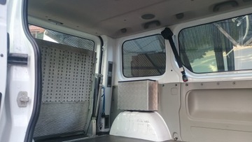 Renault Trafic II Furgon 2.0 dCi 115KM 2013 RENO TRAFIK OSOBOWY z windą, zdjęcie 1