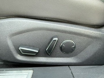 Ford Mondeo V Kombi 2.0 EcoBoost 240KM 2017 Ford Mondeo 2.0 16V 240KM 2017r ST-Line EcoBoost, zdjęcie 39