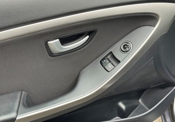 Hyundai i30 II Wagon 1.4 CVVT 100KM 2013 Hyundai i30 1,4 100KM KLIMATRONIC BLUETOOTH LED Bezwypadkowy SERWIS Super, zdjęcie 29