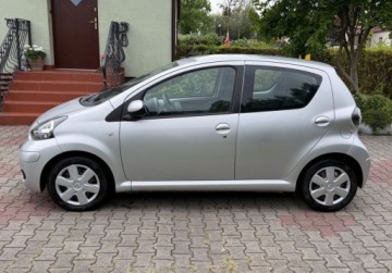 Toyota Aygo I Hatchback 3d 1.0 VVT-i 68KM 2011 Toyota Aygo 1,0 68KM Niski Przebieg Klimatyzacja Bezwypadkowy Dla wymagaja, zdjęcie 22