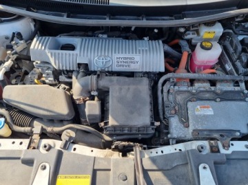 Toyota Auris I Hatchback 5d Facelifting 1.8 HSD 136KM 2010 Toyota Auris HYBRYDA 1.8 136 KM perłowy lakier alu climatronic gwarancja, zdjęcie 17