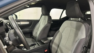 Volvo XC40 Crossover Facelifting 2.0 B3 163KM 2022 Volvo XC 40 B3 Core 4x2, zdjęcie 9