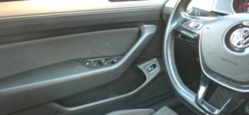 Volkswagen Passat B8 Limousine 1.4 TSI BlueMotion Technology ACT 150KM 2017 VOLKSWAGEN PASSAT! Super stan!, zdjęcie 15