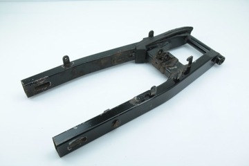 HONDA CBR 125 JC50 11-16 WAHACZ TYŁ