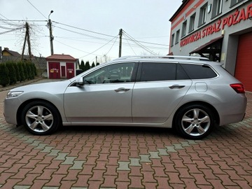 Honda Accord VIII Kombi 2.0 VTEC 156KM 2012 Honda Accord KlimaTronik, Grzane Fotele, el., zdjęcie 3