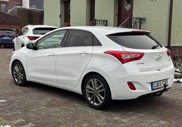 Hyundai i30 II Wagon Facelifting 1.6 GDI 135KM 2016 Hyundai i30 1,6 GDI 135KM Climatronic Kamera Led Navi Bezwypadkowy SERWIS, zdjęcie 37