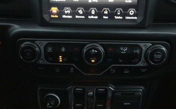 Jeep Gladiator Gladiator JT Seria 0 3.0 V6 MultiJet 264KM 2022 Jeep Gladiator 3.0 V6 MultiJet Overland aut Najbogatszy Od Reki FVat Zadba, zdjęcie 16