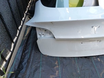 TESLA МОДЕЛЬ 3 ЛИФТ ПОСЛЕ ЗАДНЕЙ ДВЕРИ 2020 ГОДА