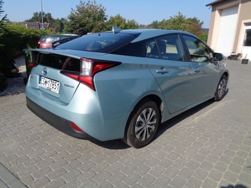 Toyota Prius IV 2021 TOYOTA PRIUS 1.8 Hybrid 4x4 F vat, zdjęcie 3